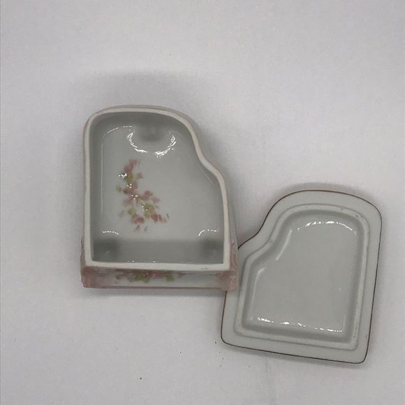Vintage Delicate Hand Painted Piano Trinket Box - Picture 3 of 8